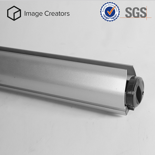 Återvunnet aluminium infällbar roll-up banner